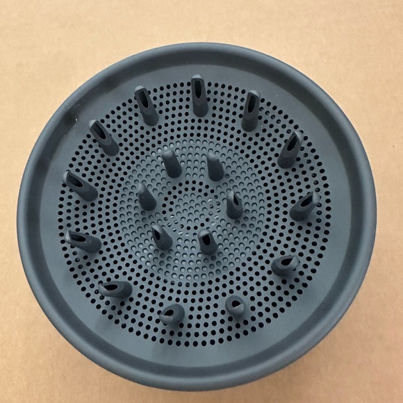 Gray Hair Diffuser - Picture 3 of 4